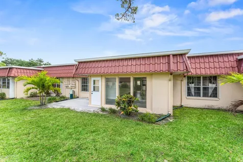 711 Laconia Circle Greenacres FL 33467