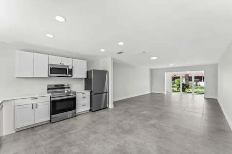 711 Laconia Circle Greenacres FL 33467