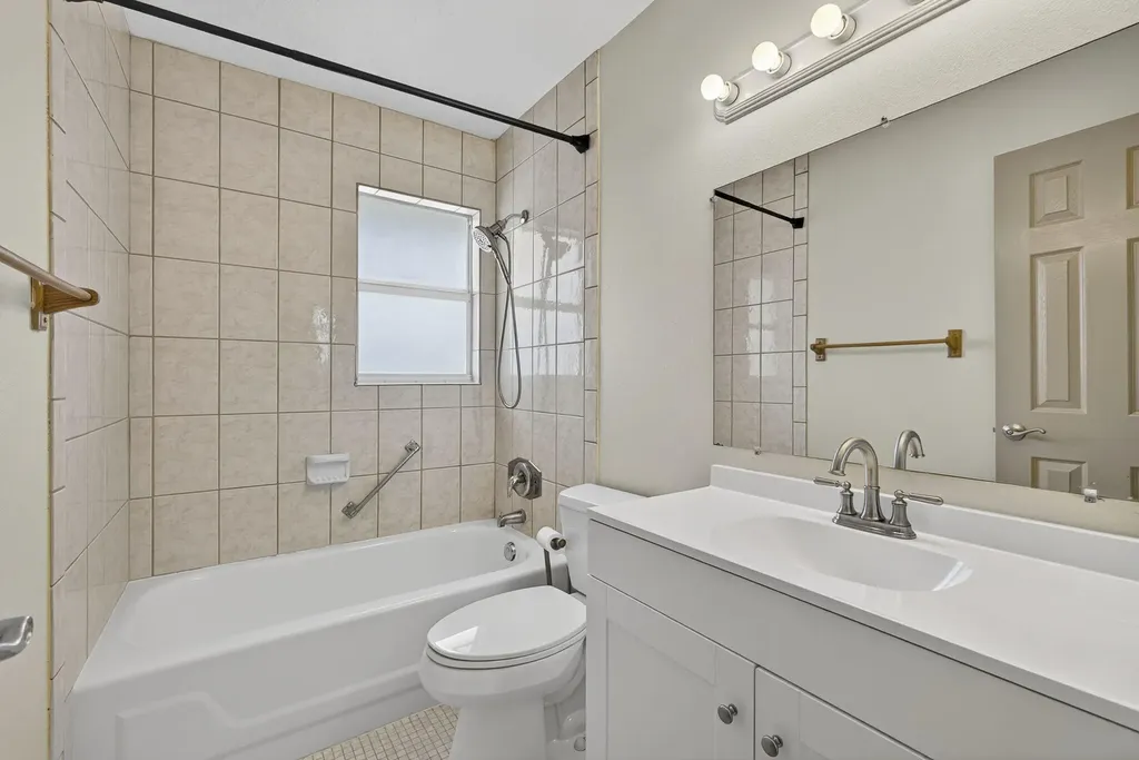 727 Hummingbird Way North Palm Beach FL 33408