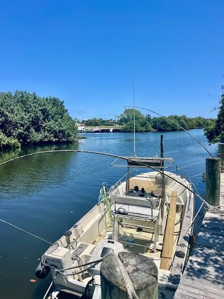727 Hummingbird Way North Palm Beach FL 33408