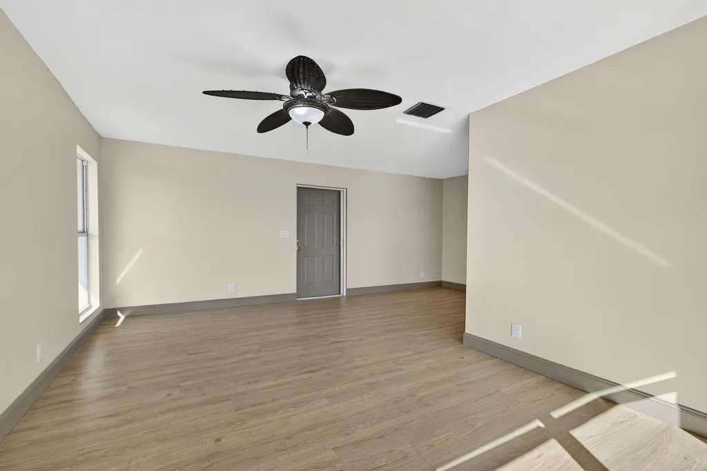 727 Hummingbird Way North Palm Beach FL 33408