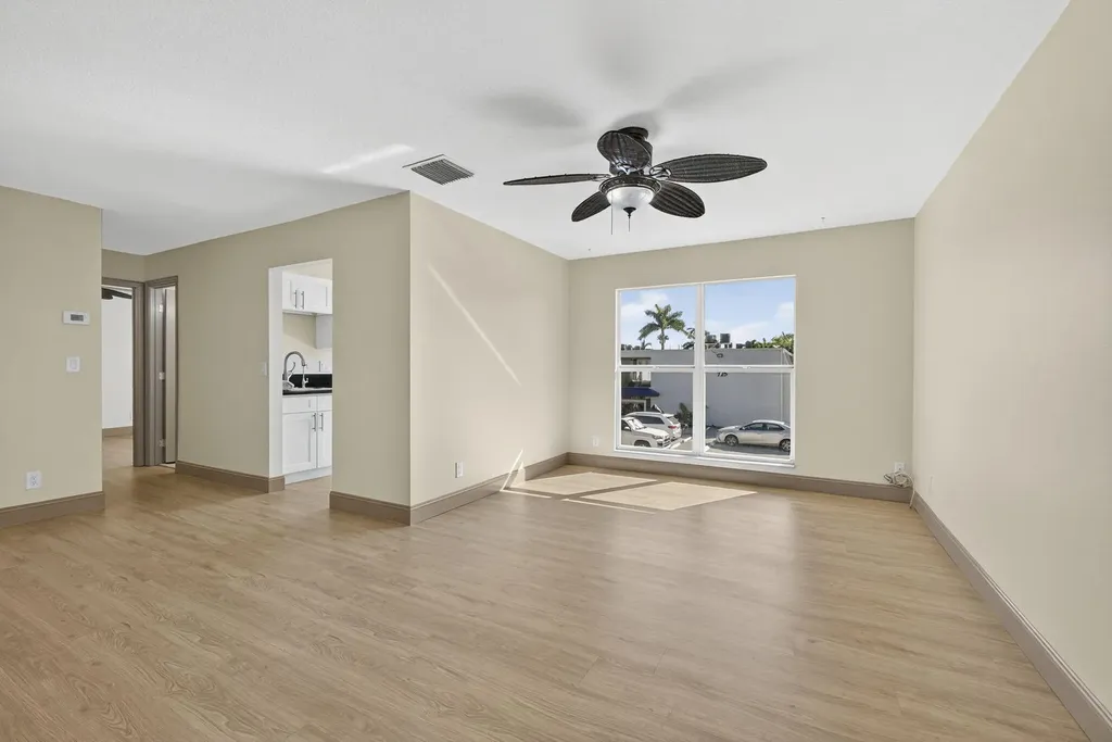 727 Hummingbird Way North Palm Beach FL 33408