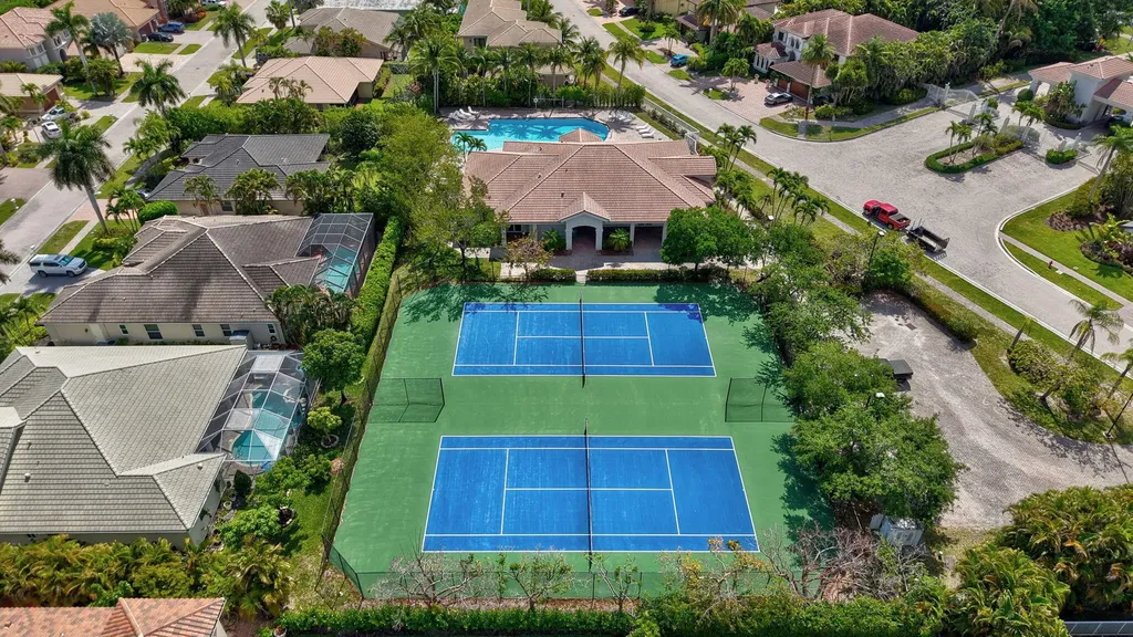 6939 Cobia Circle Boynton Beach FL 33437