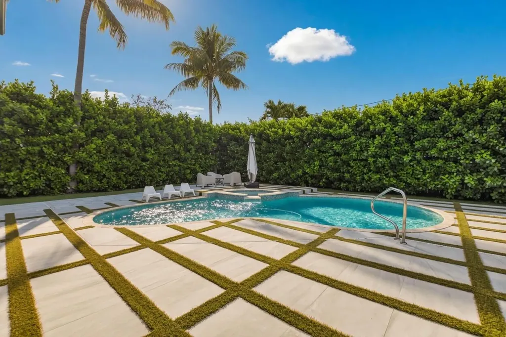 1044 NW 6th Drive Boca Raton FL 33486