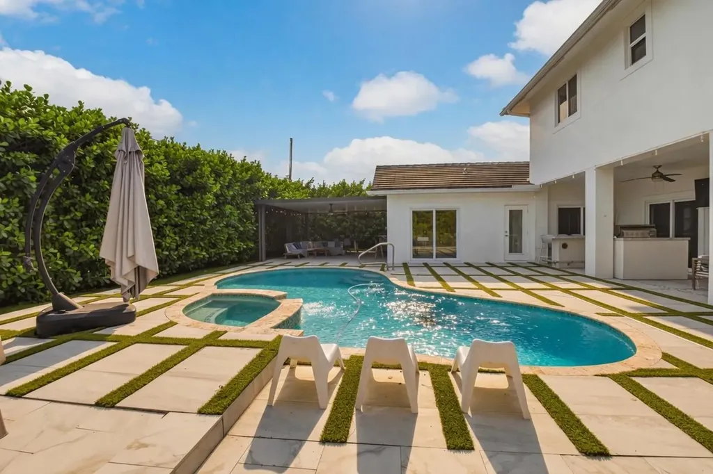 1044 NW 6th Drive Boca Raton FL 33486