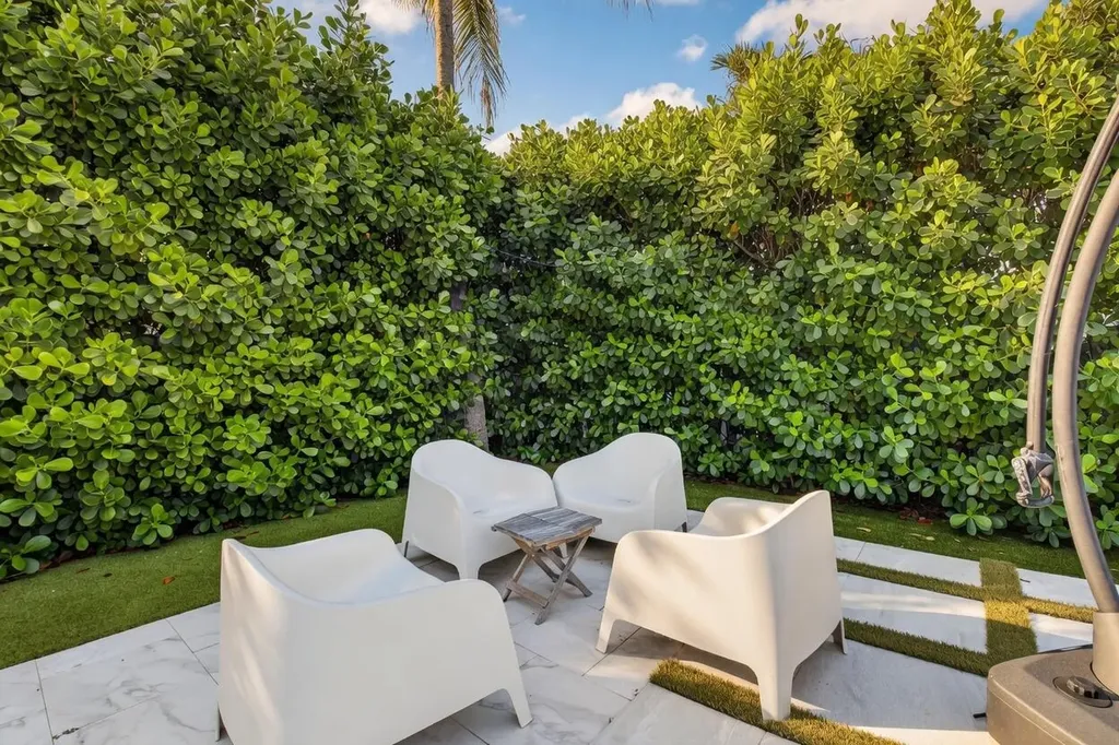 1044 NW 6th Drive Boca Raton FL 33486