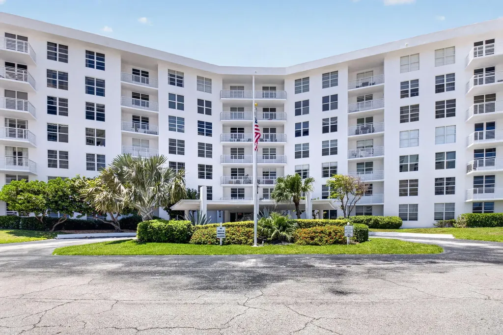 2851 S Ocean Boulevard Boca Raton FL 33432