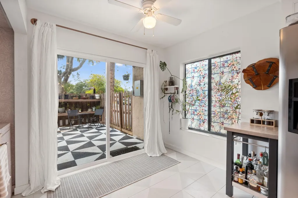 1966 SW 81st Terrace Davie FL 33324