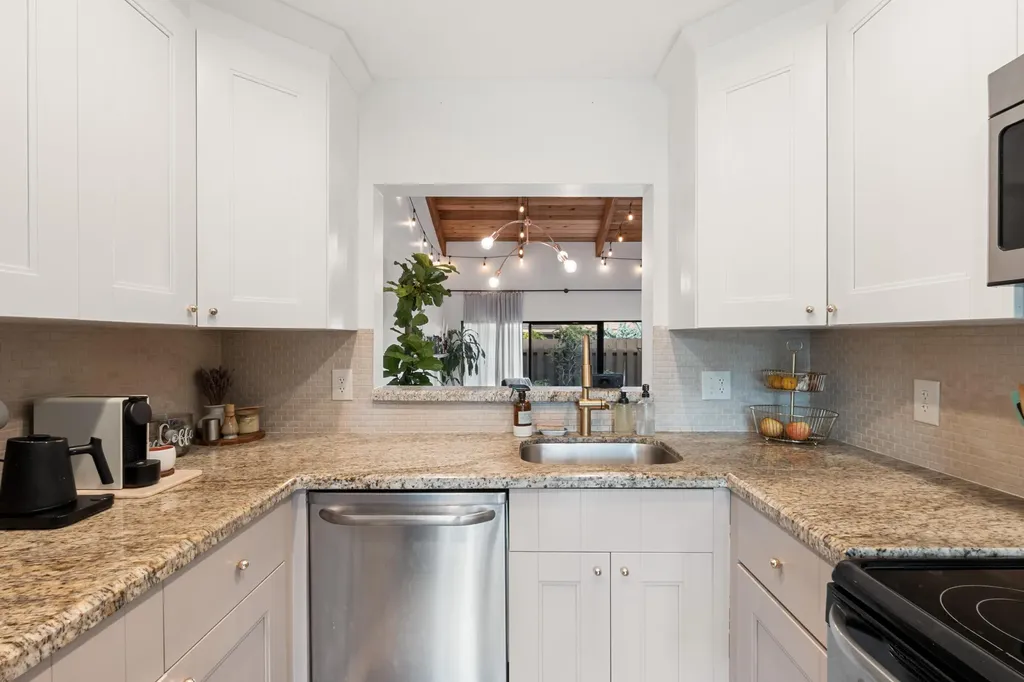 1966 SW 81st Terrace Davie FL 33324