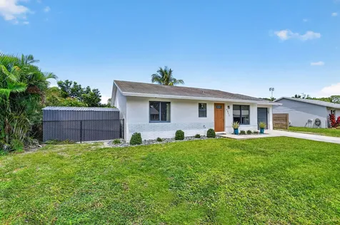 4911 Neros Drive Greenacres FL 33463