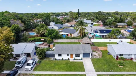 4911 Neros Drive Greenacres FL 33463