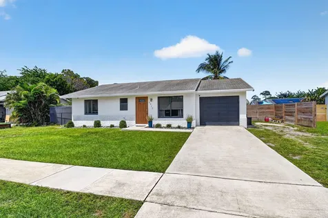 4911 Neros Drive Greenacres FL 33463