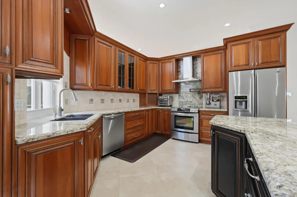 9851 NW 49th Place Coral Springs FL 33076