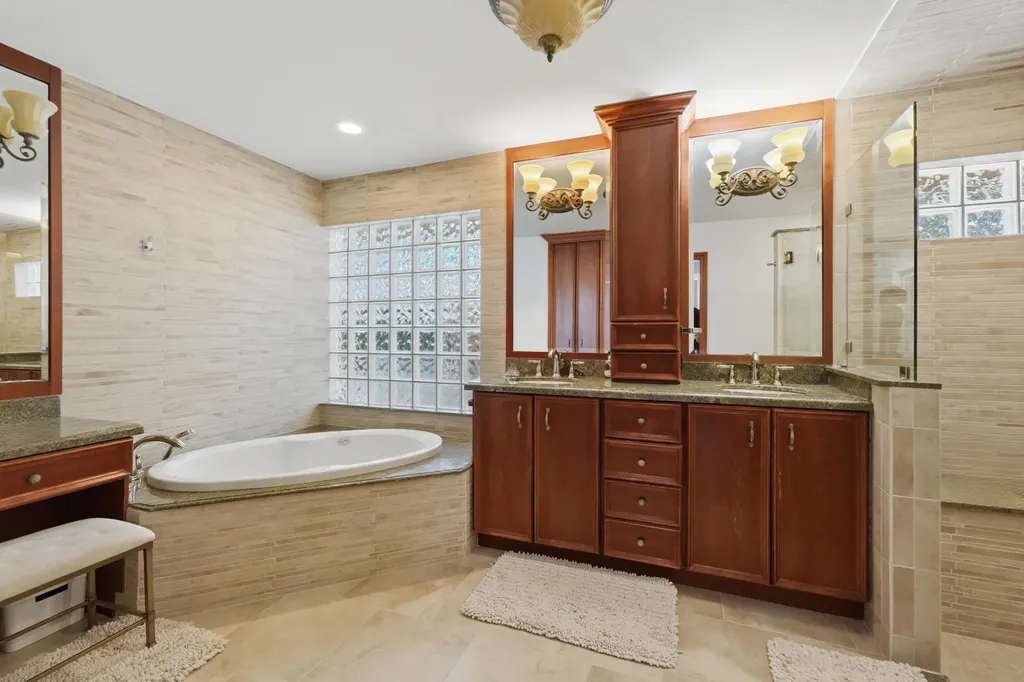 9851 NW 49th Place Coral Springs FL 33076