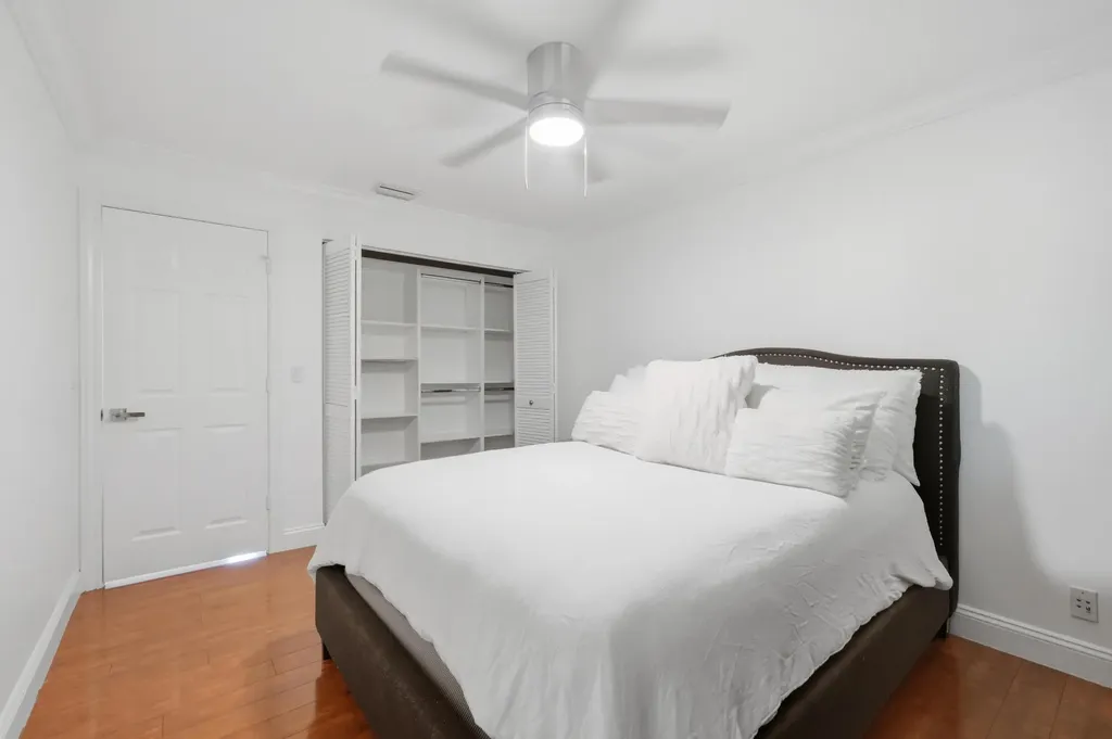 9851 NW 49th Place Coral Springs FL 33076