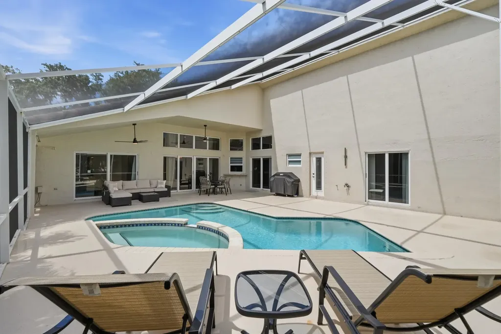 9851 NW 49th Place Coral Springs FL 33076