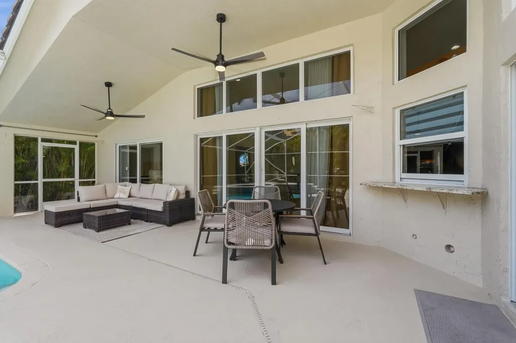 9851 NW 49th Place Coral Springs FL 33076