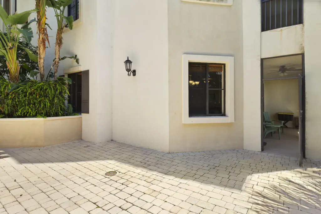 2955 NW 126th Avenue Sunrise FL 33323