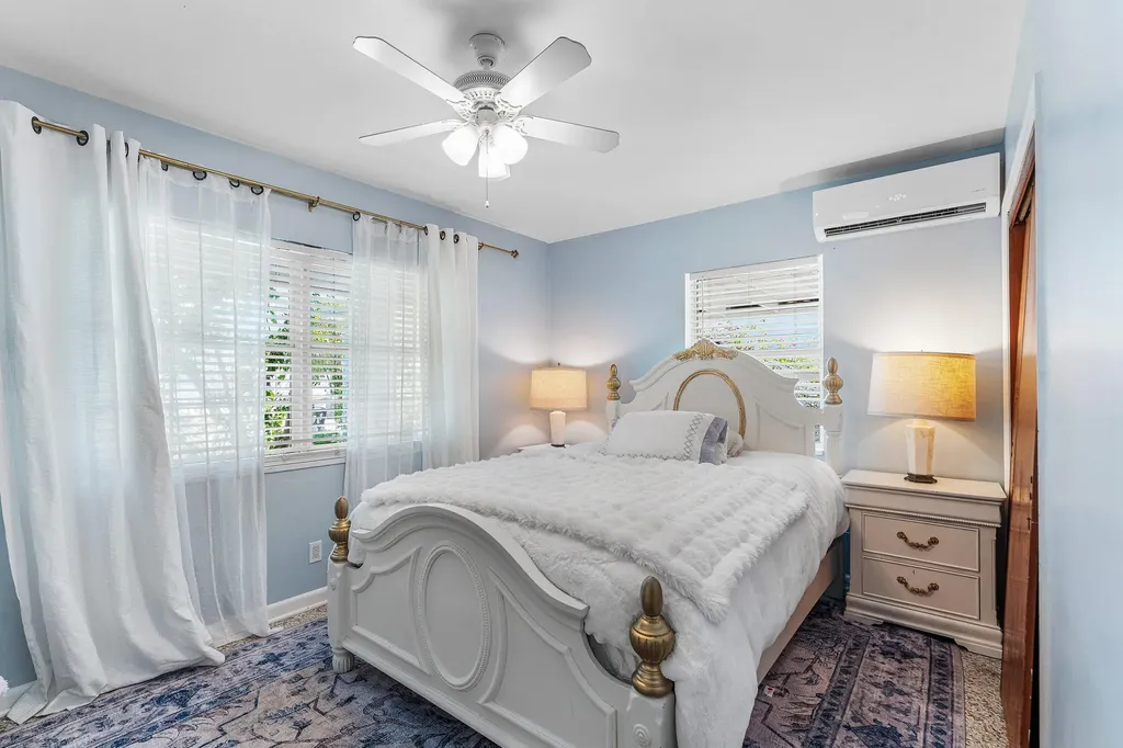 418 Kern Street West Palm Beach FL 33405