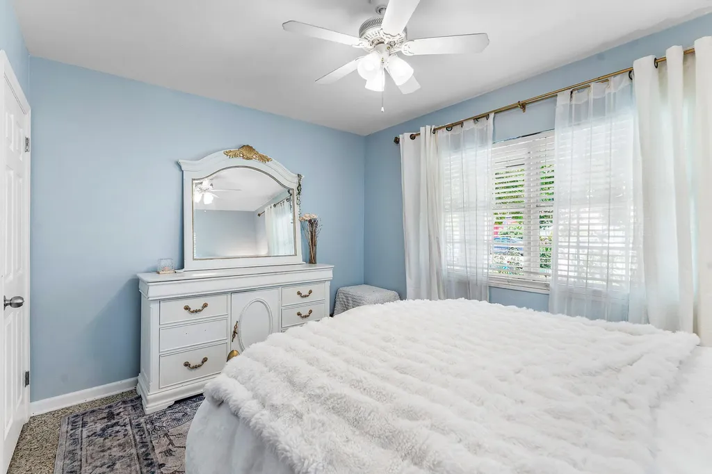 418 Kern Street West Palm Beach FL 33405