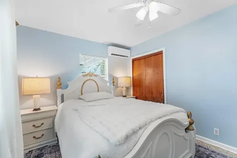 418 Kern Street West Palm Beach FL 33405
