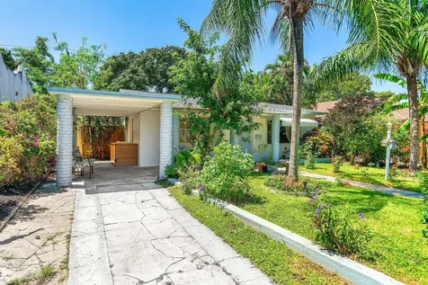 418 Kern Street West Palm Beach FL 33405