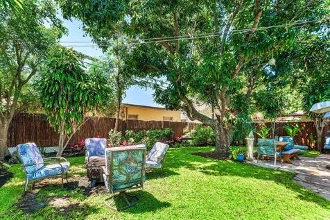 418 Kern Street West Palm Beach FL 33405