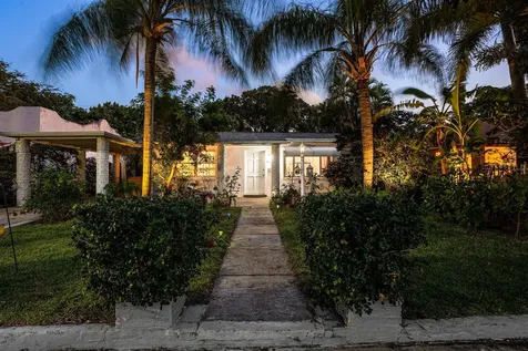 418 Kern Street West Palm Beach FL 33405