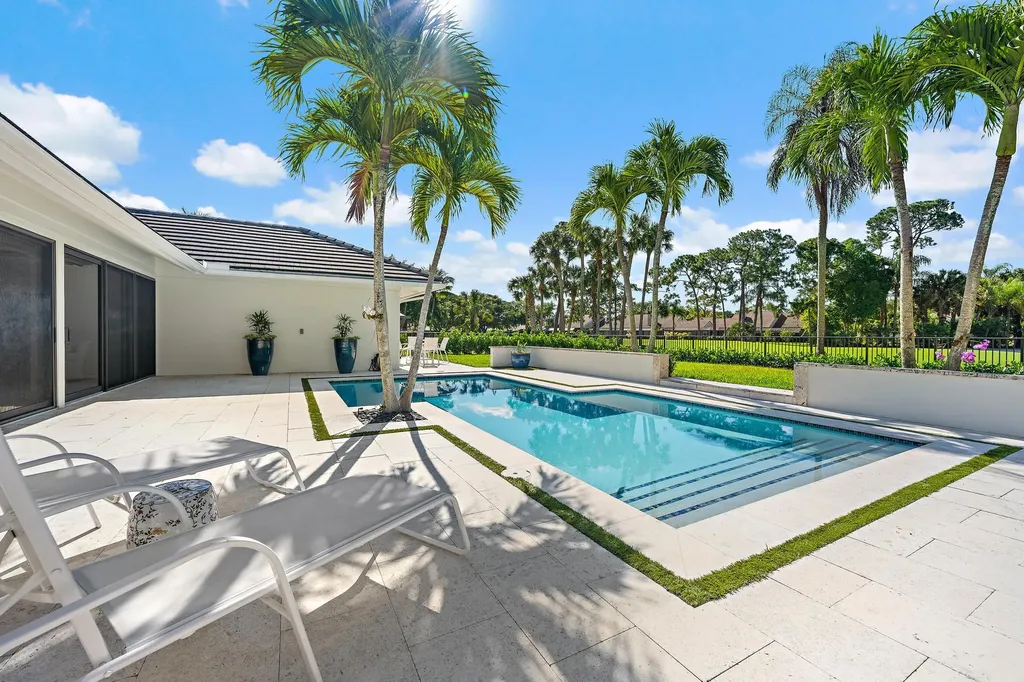 12 Alston Road Palm Beach Gardens FL 33418