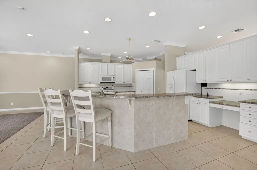 9774 Saddle Court Lake Worth FL 33467
