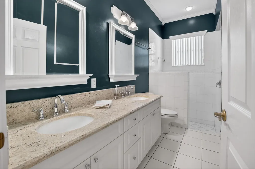 9774 Saddle Court Lake Worth FL 33467
