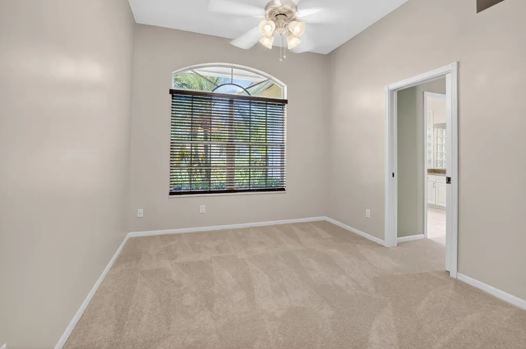 9774 Saddle Court Lake Worth FL 33467
