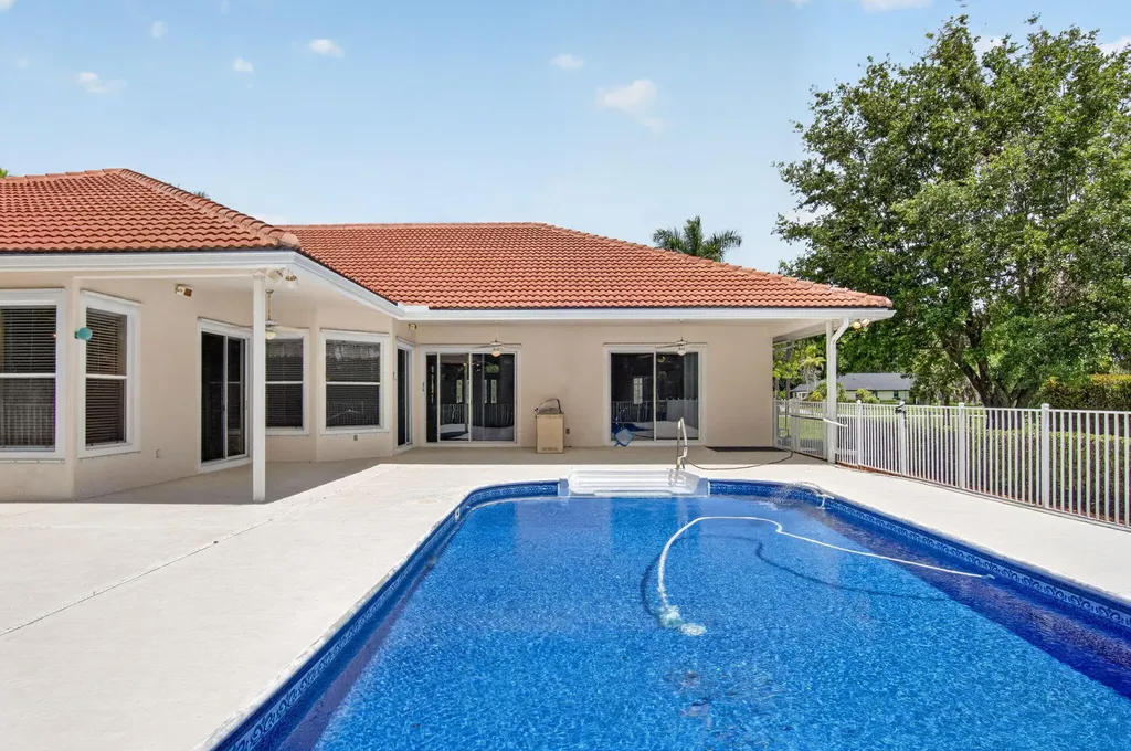 9774 Saddle Court Lake Worth FL 33467