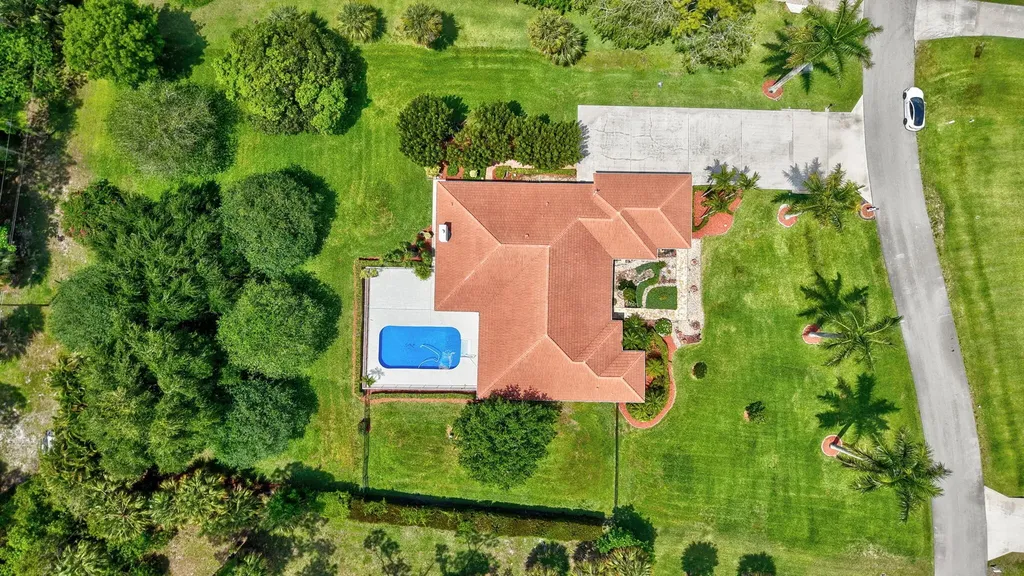 9774 Saddle Court Lake Worth FL 33467