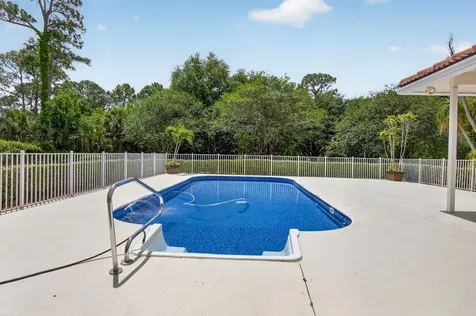 9774 Saddle Court Lake Worth FL 33467
