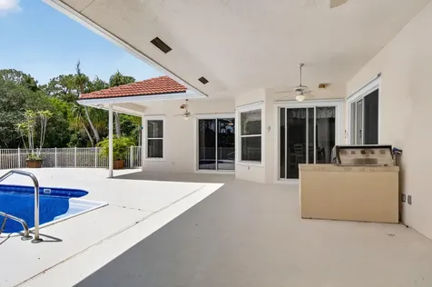 9774 Saddle Court Lake Worth FL 33467