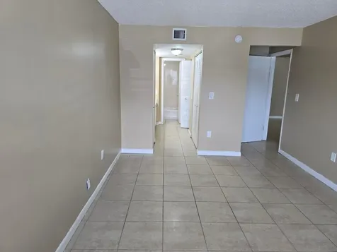 711 N Pine Island Road Plantation FL 33324