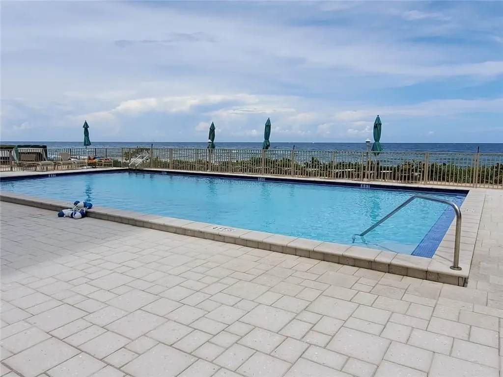 1021 Hillsboro Mile Hillsboro Beach FL 33062