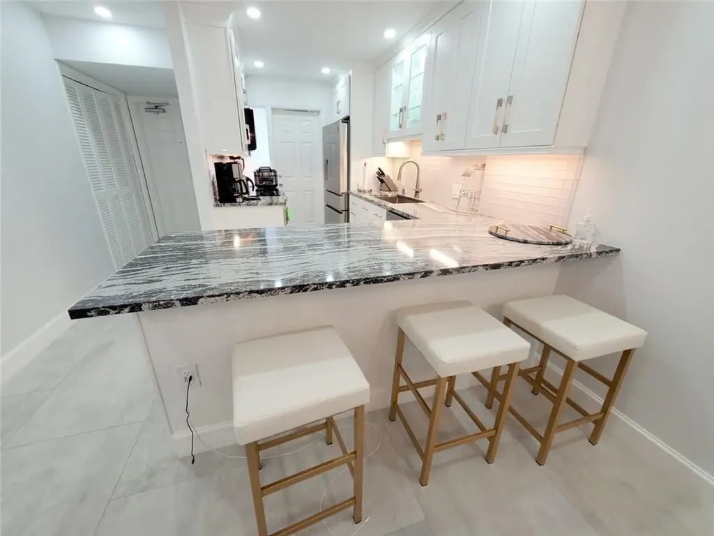 1021 Hillsboro Mile Hillsboro Beach FL 33062