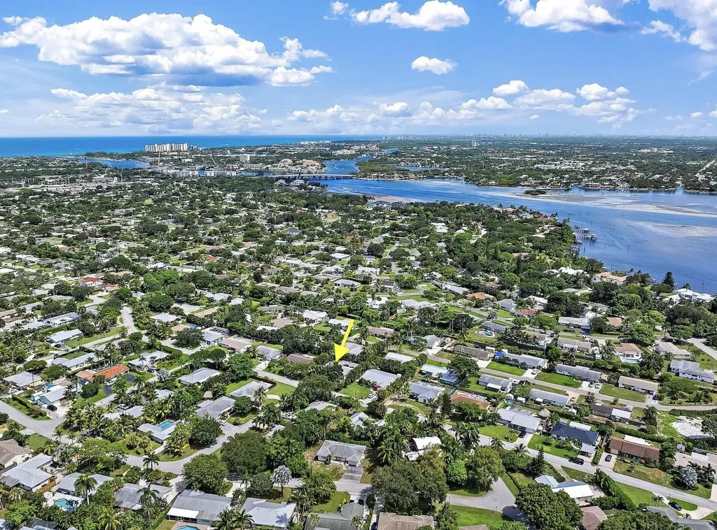 454 Dover Road Jupiter FL 33469