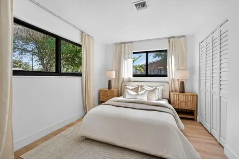 454 Dover Road Jupiter FL 33469