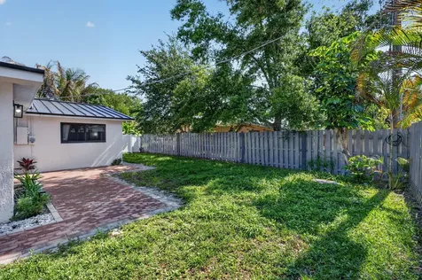 454 Dover Road Jupiter FL 33469