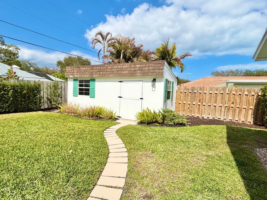 14 SE Paddock Circle Jupiter FL 33469