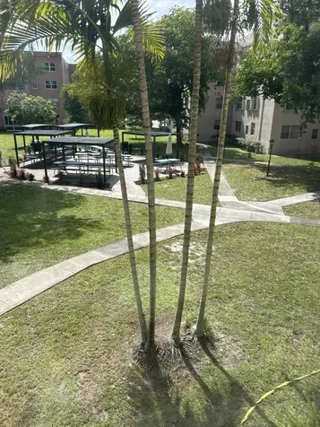 2801 Somerset Drive Lauderdale Lakes FL 33311