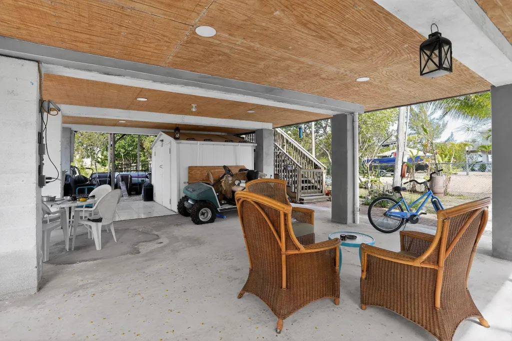 27910 Porgie Path Little Torch Key FL 33042