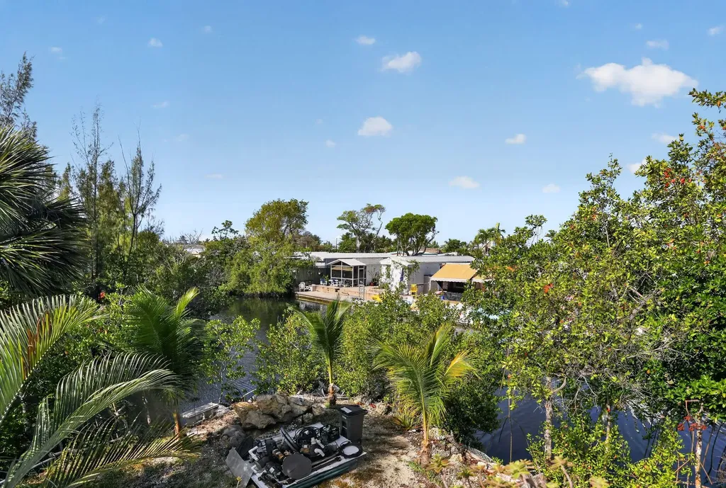 27910 Porgie Path Little Torch Key FL 33042