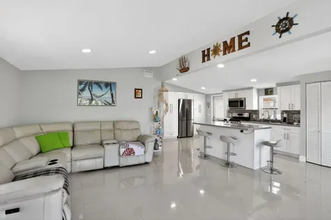27910 Porgie Path Little Torch Key FL 33042
