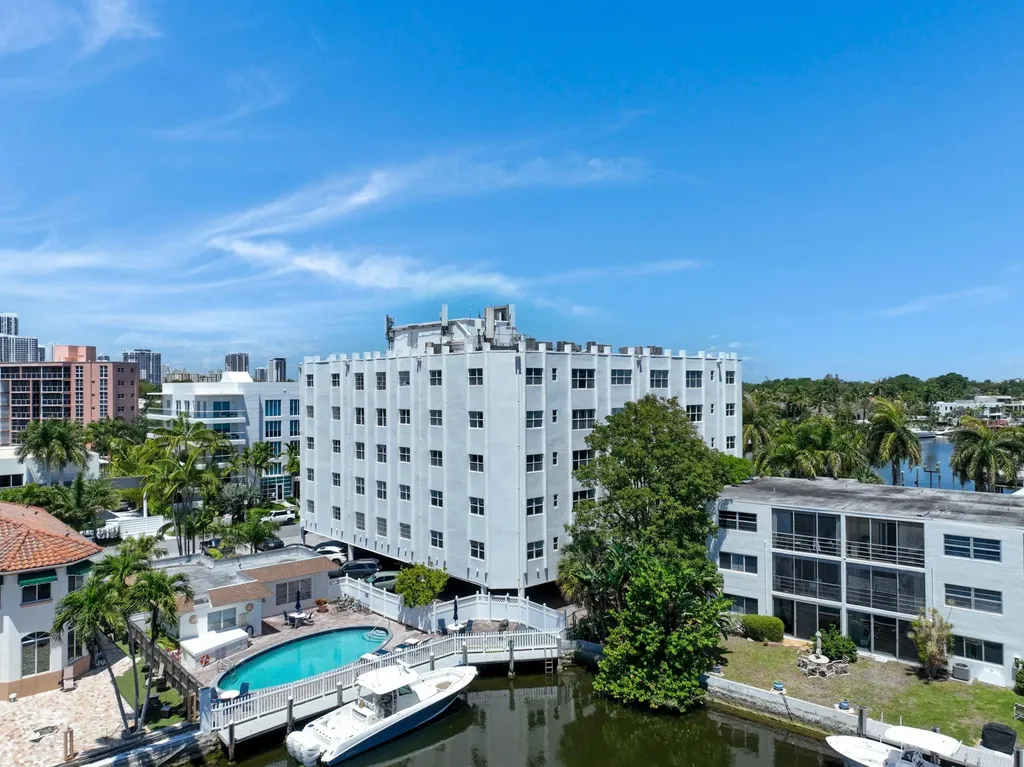 1770 E Las Olas Boulevard Fort Lauderdale FL 33301