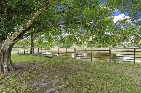 4072 NW 18th Street Okeechobee FL 34972