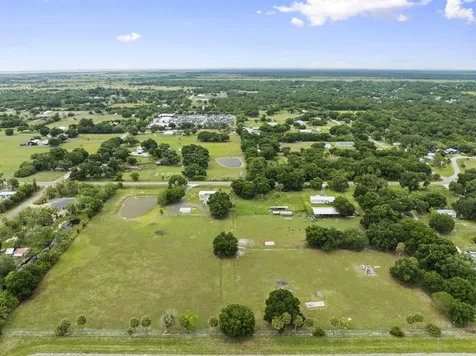 4072 NW 18th Street Okeechobee FL 34972